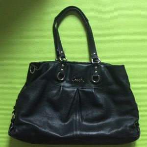 Coach black shoulder bag (minimal wear)